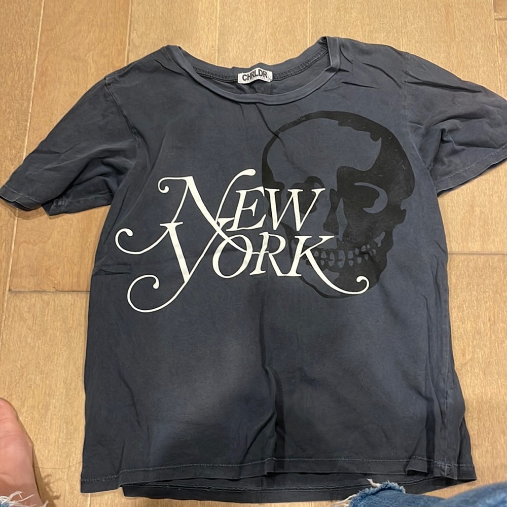 Chrldr charcoal ny tshirt. Size medium